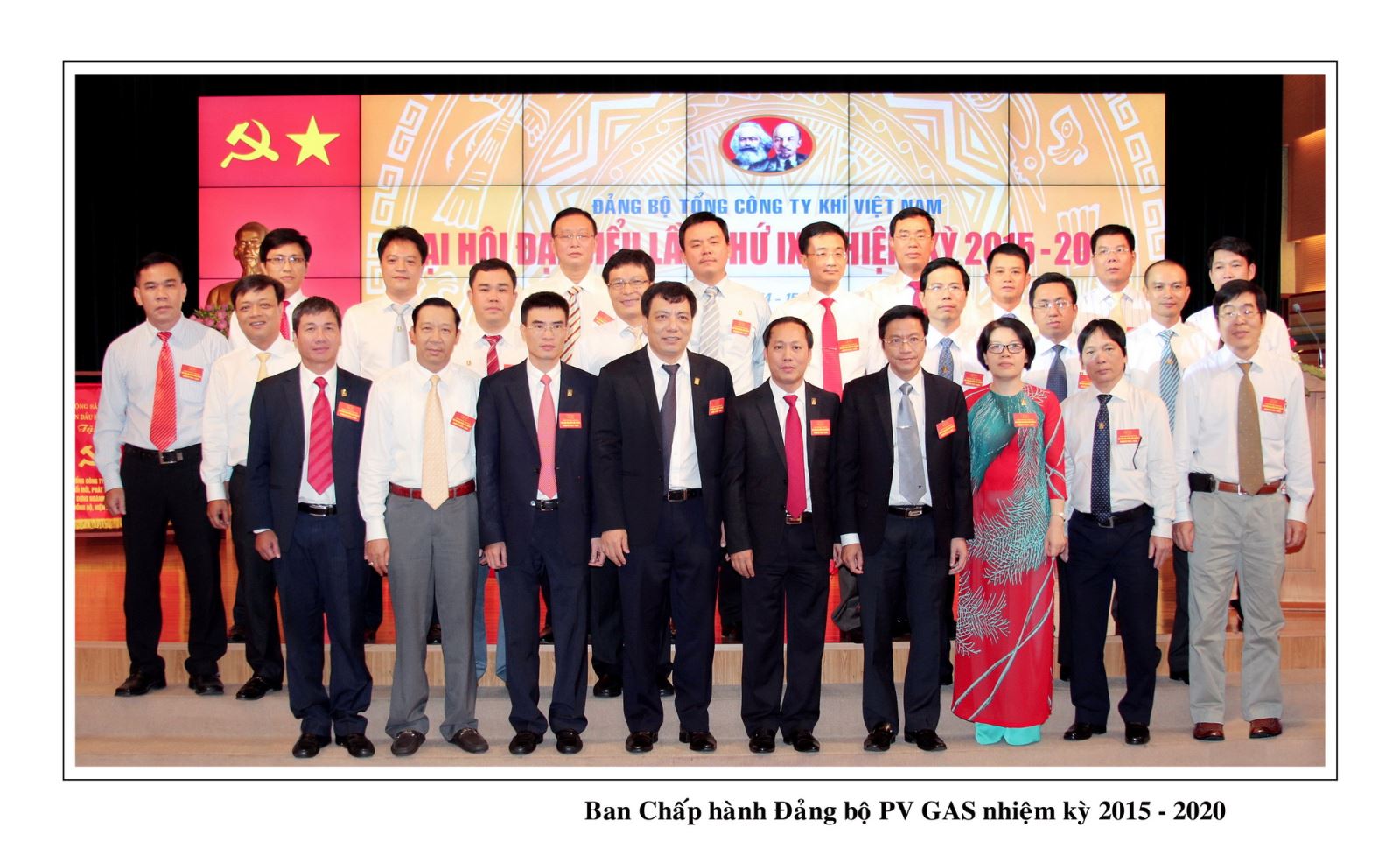 Đảng bộ PV GAS đẩy mạnh công tác xây dựng Đảng Đảng bộ PV GAS đẩy mạnh công tác xây dựng Đảng