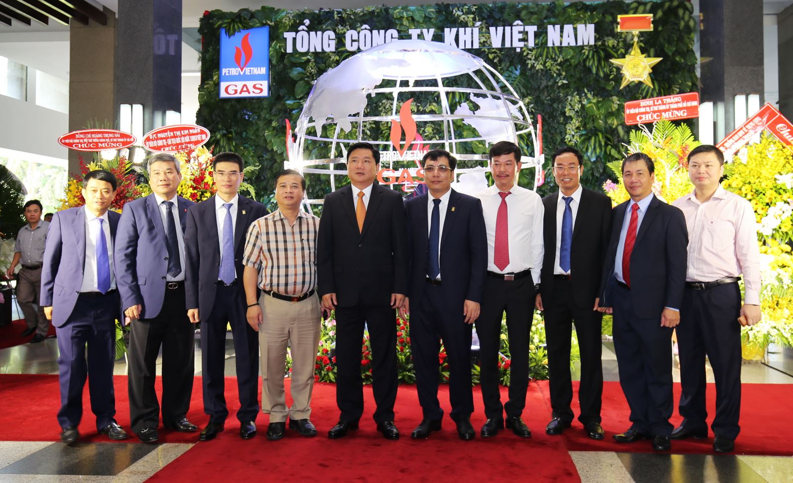 PV Gas đón nhận danh hiệu Anh Hùng Lao động PV Gas đón nhận danh hiệu Anh Hùng Lao động