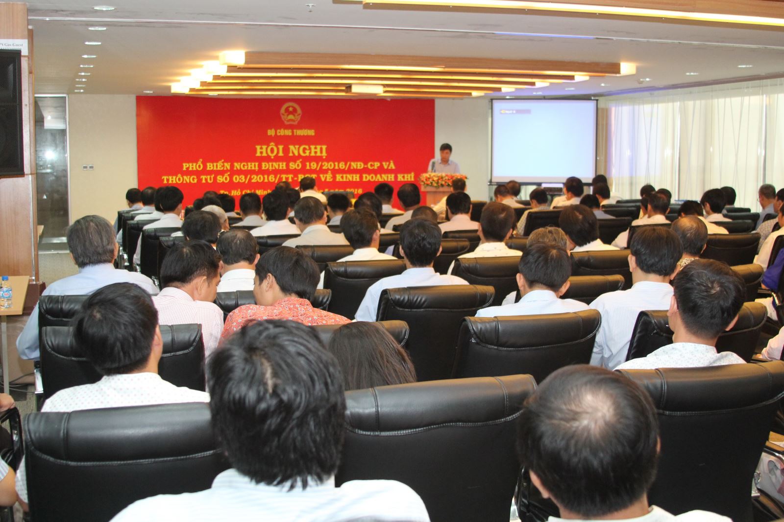 Hội nghị phồ biến Nghị định mới về kinh doanh khí dầu mỏ hóa lỏng Hội nghị phồ biến Nghị định mới về kinh doanh khí dầu mỏ hóa lỏng