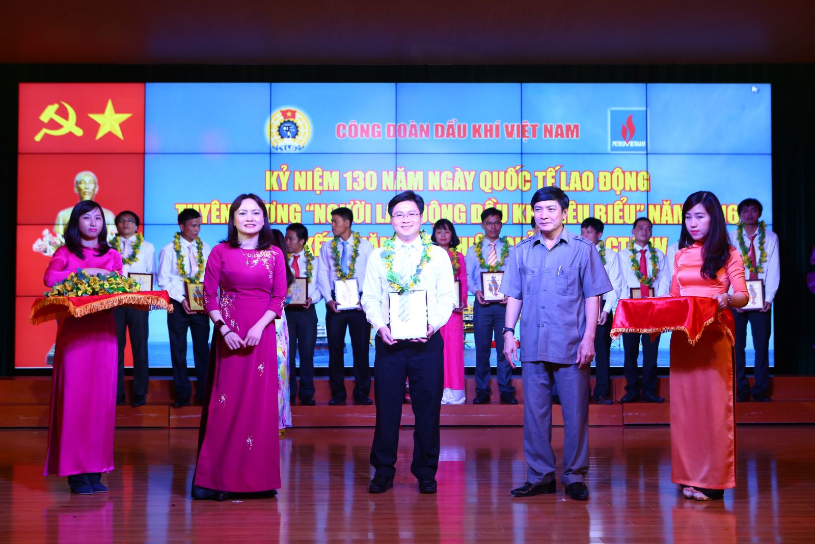 Trong lúc khó khăn này, phải giữ vững nhiệt huyết người Dầu khí