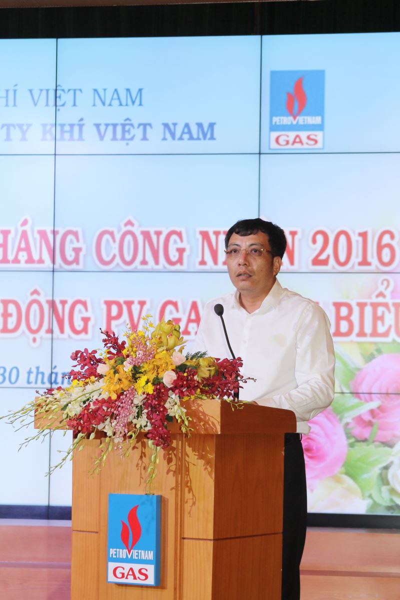 Tôn vinh người lao động - Trân trọng tinh thần phấn đấu của tập thể PV GAS Tôn vinh người lao động - Trân trọng tinh thần phấn đấu của tập thể PV GAS