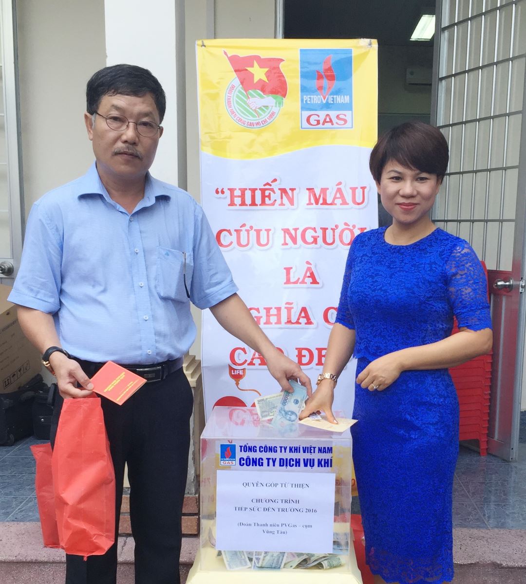 Ngày hội hiến máu nhân đạo năm 2016
