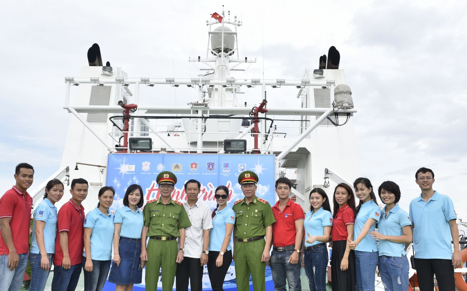 Cuộc hành trình “Tổ quốc, Biển, Đảo – Tự hào Việt Nam”