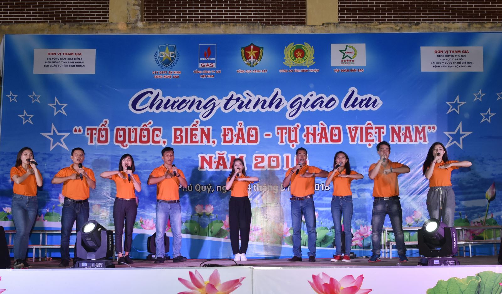 Cuộc hành trình “Tổ quốc, Biển, Đảo – Tự hào Việt Nam”