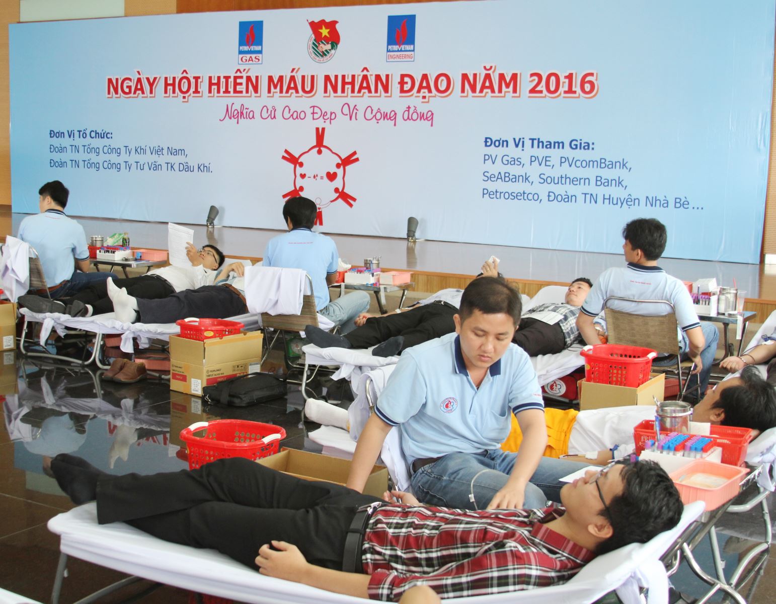 Đoàn thanh niên PV Gas tổ chức chương trình hiến máu nhân đạo năm 2016 Đoàn thanh niên PV Gas tổ chức chương trình hiến máu nhân đạo năm 2016