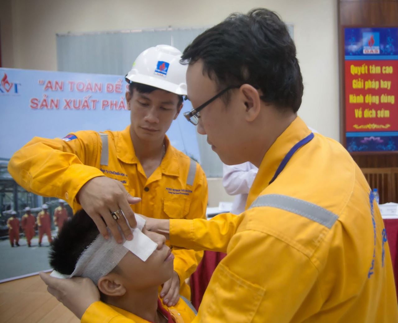 Hội thi An toàn Vệ sinh viên Giỏi KVT - lần thứ Nhất năm 2016