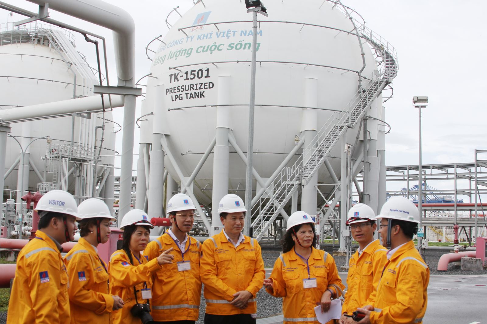 PV GAS đón đoàn báo chí đến thực tế tại công trình dầu khí PV GAS đón đoàn báo chí đến thực tế tại công trình dầu khí