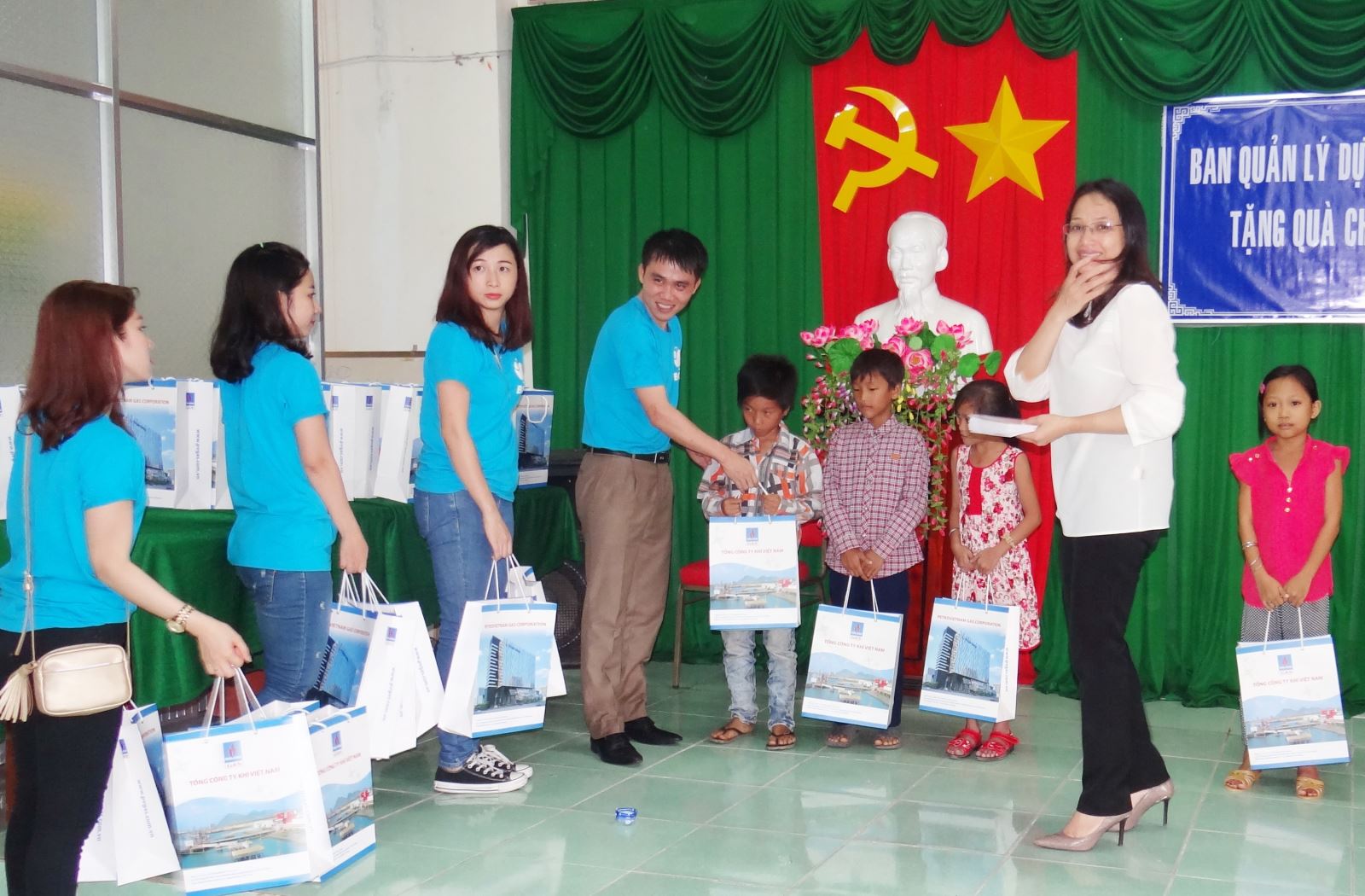 Các hoạt động “Tiếp sức đến trường”