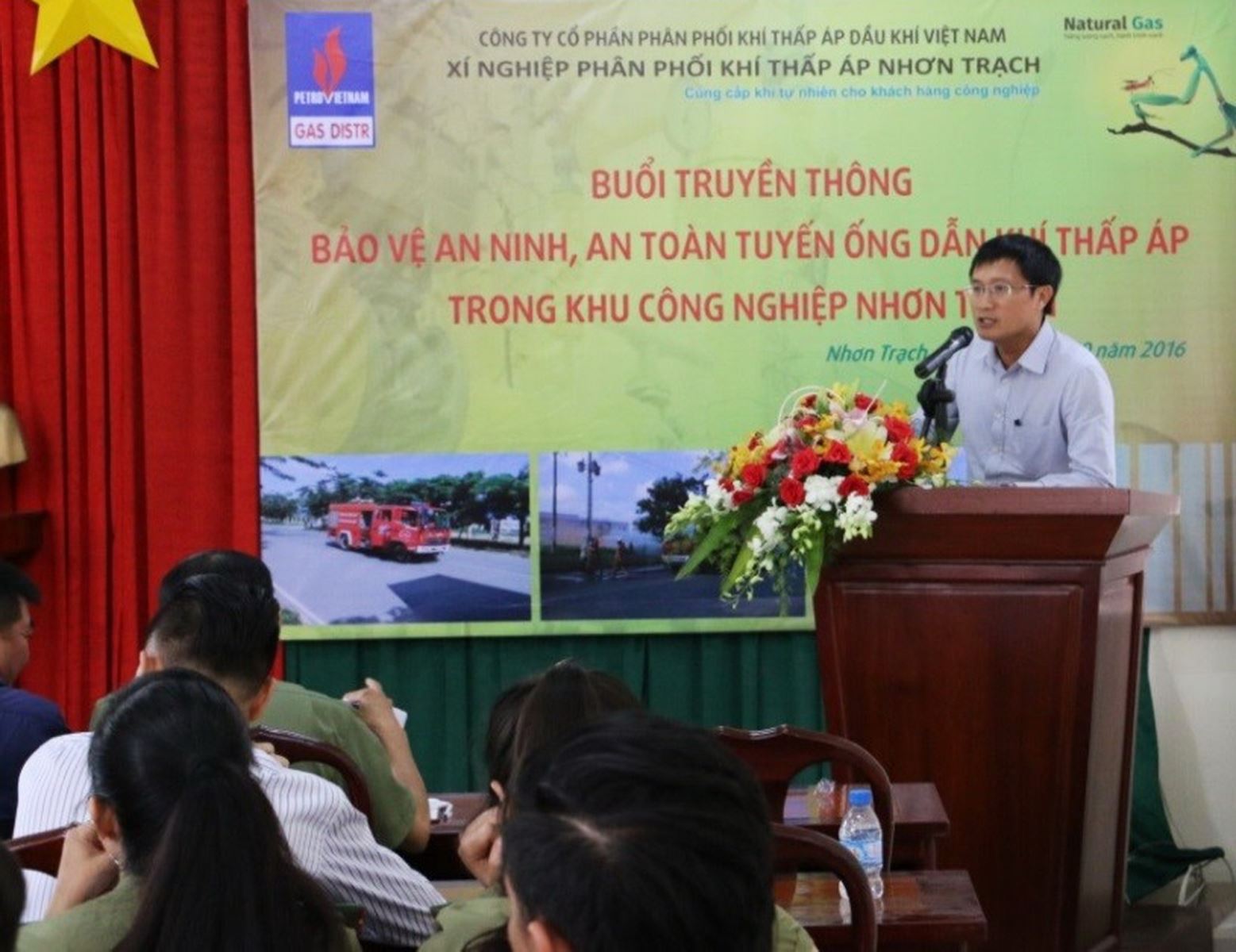 Xí nghiệp phân phối Khí Thấp Áp Nhơn Trạch tổ chức diễn tập PCCC và ứng cứu sự cố tràn đổ hóa chất tại Nhơn Trạch năm 2016