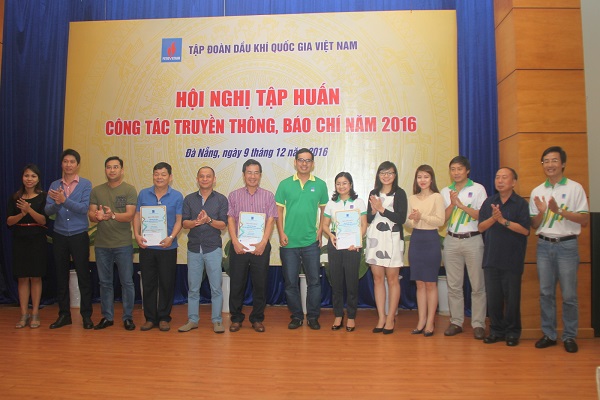 Tập huấn Công tác truyền thông, báo chí năm 2016 Tập huấn Công tác truyền thông, báo chí năm 2016