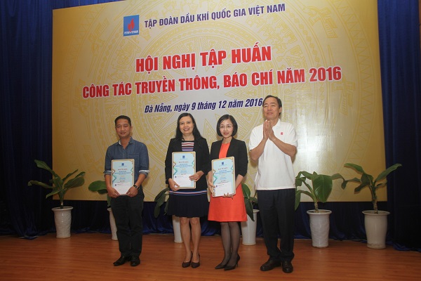 Tập huấn Công tác truyền thông, báo chí năm 2016 Tập huấn Công tác truyền thông, báo chí năm 2016