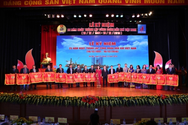 Công đoàn Dầu khí Việt Nam: 25 năm “giữ lửa” ngành Dầu khí