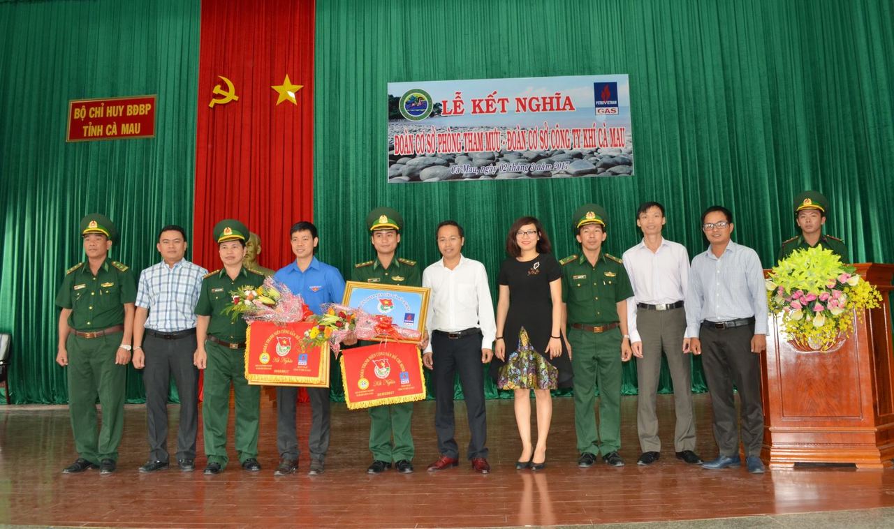 Đoàn KCM kết nghĩa cùng Đoàn Phòng tham mưu BĐBP Cà Mau