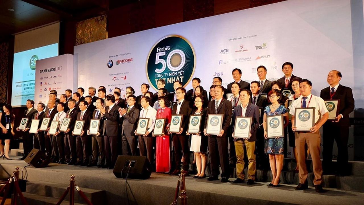 PV GAS – doanh nghiệp Dầu khí tiếp tục được FORBES xếp hạng Top 50 công ty niêm yết năm 2017 PV GAS – doanh nghiệp Dầu khí tiếp tục được FORBES xếp hạng Top 50 công ty niêm yết năm 2017