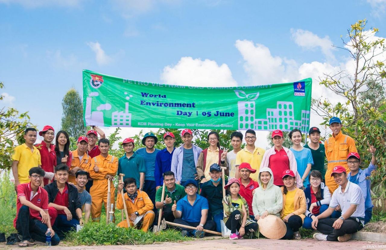 PV GAS tổ chức “Tháng hành động vì môi trường” 2017