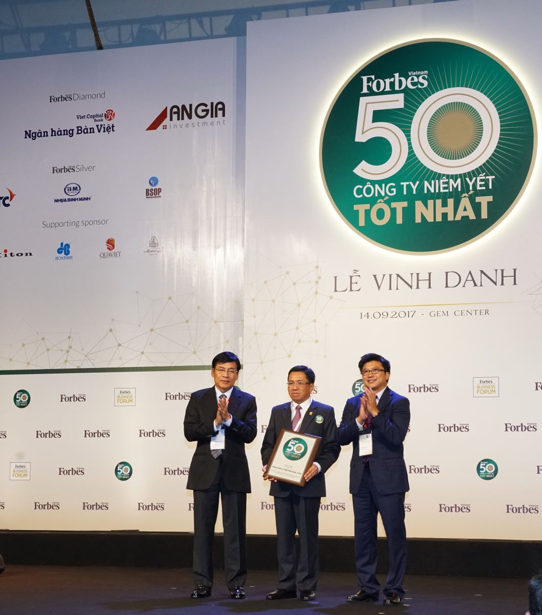 PV GAS được Forbes đánh giá là Á quân Thị trường Chứng khoán Việt Nam về Doanh thu và Lợi nhuận PV GAS được Forbes đánh giá là Á quân Thị trường Chứng khoán Việt Nam về Doanh thu và Lợi nhuận
