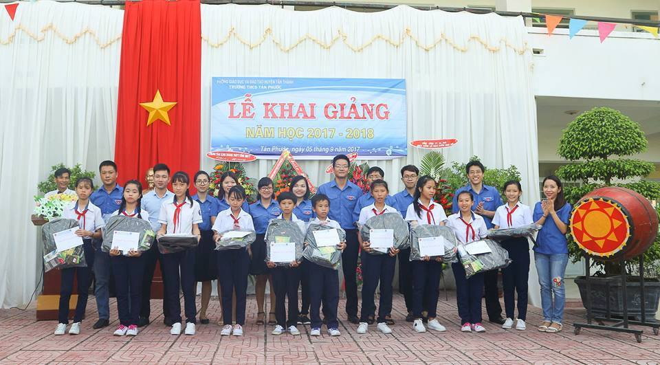 PV GAS tham gia Tháng Hành động “Đưa trẻ em đến trường”