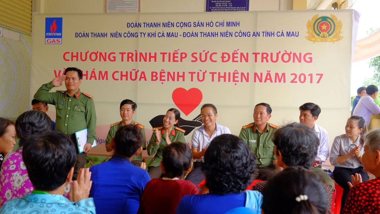 PV GAS tham gia Tháng Hành động “Đưa trẻ em đến trường”