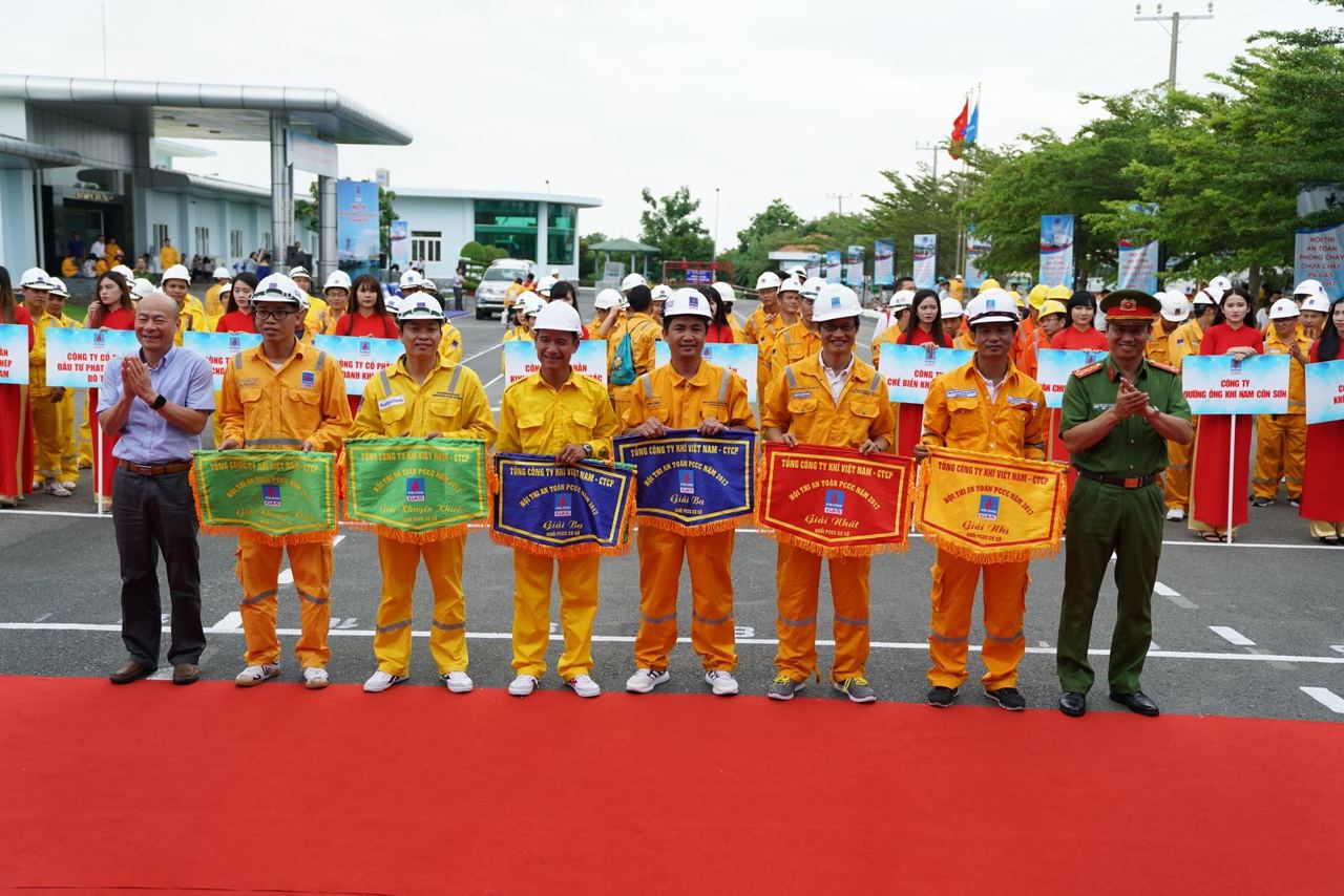Hội thi An toàn - PCCC PV Gas năm 2017: Đề cao phong trào PCCC- bảo đảm an toàn và bảo vệ môi trường Hội thi An toàn - PCCC PV Gas năm 2017: Đề cao phong trào PCCC- bảo đảm an toàn và bảo vệ môi trường