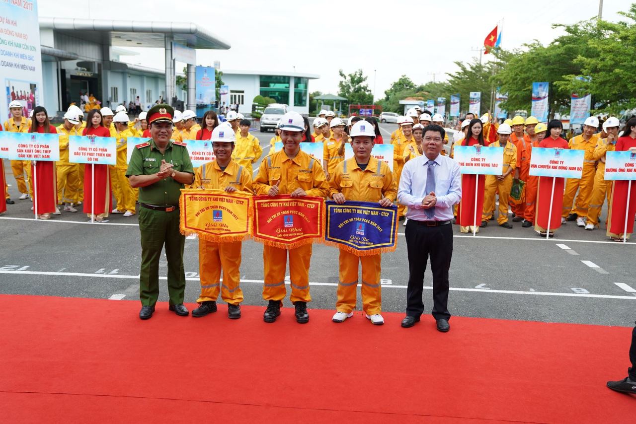 Hội thi An toàn - PCCC PV Gas năm 2017: Đề cao phong trào PCCC- bảo đảm an toàn và bảo vệ môi trường Hội thi An toàn - PCCC PV Gas năm 2017: Đề cao phong trào PCCC- bảo đảm an toàn và bảo vệ môi trường