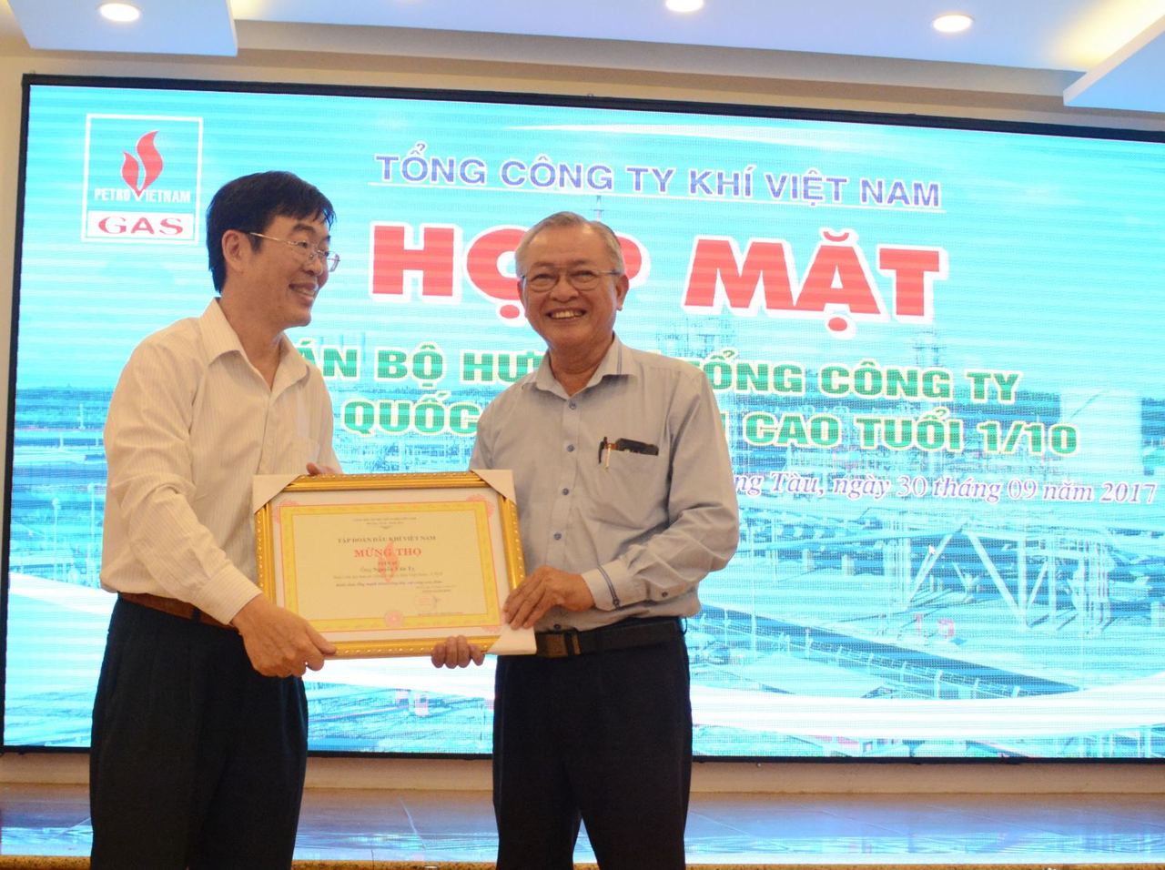 PV GAS hưởng ứng “Tháng Hành động vì Người cao tuổi Việt Nam” PV GAS hưởng ứng “Tháng Hành động vì Người cao tuổi Việt Nam”
