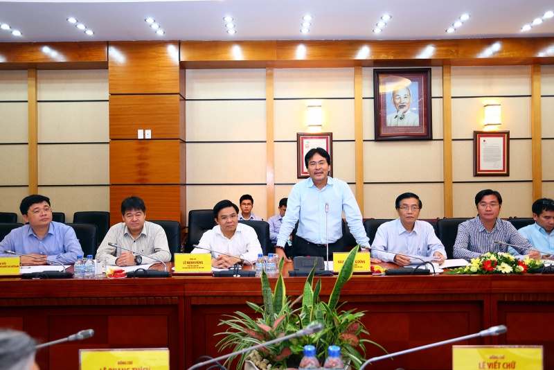 Lãnh đạo tỉnh Quảng Ngãi làm việc với Tập đoàn Dầu khí Việt Nam Lãnh đạo tỉnh Quảng Ngãi làm việc với Tập đoàn Dầu khí Việt Nam