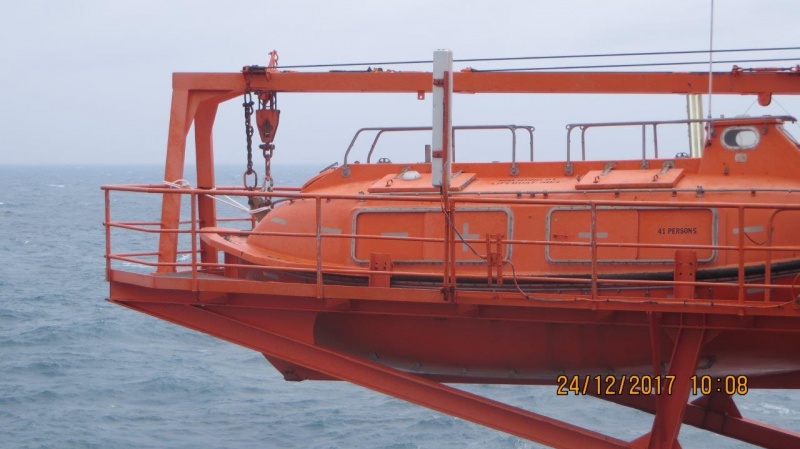 Tập đoàn Dầu khí Việt Nam chủ động ứng phó và đảm bảo an toàn trước cơn bão số 16 Tập đoàn Dầu khí Việt Nam chủ động ứng phó và đảm bảo an toàn trước cơn bão số 16