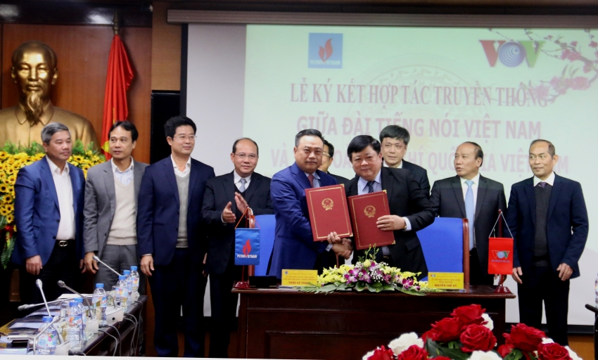 PVN và VOV ký thỏa thuận hợp tác truyền thông PVN và VOV ký thỏa thuận hợp tác truyền thông