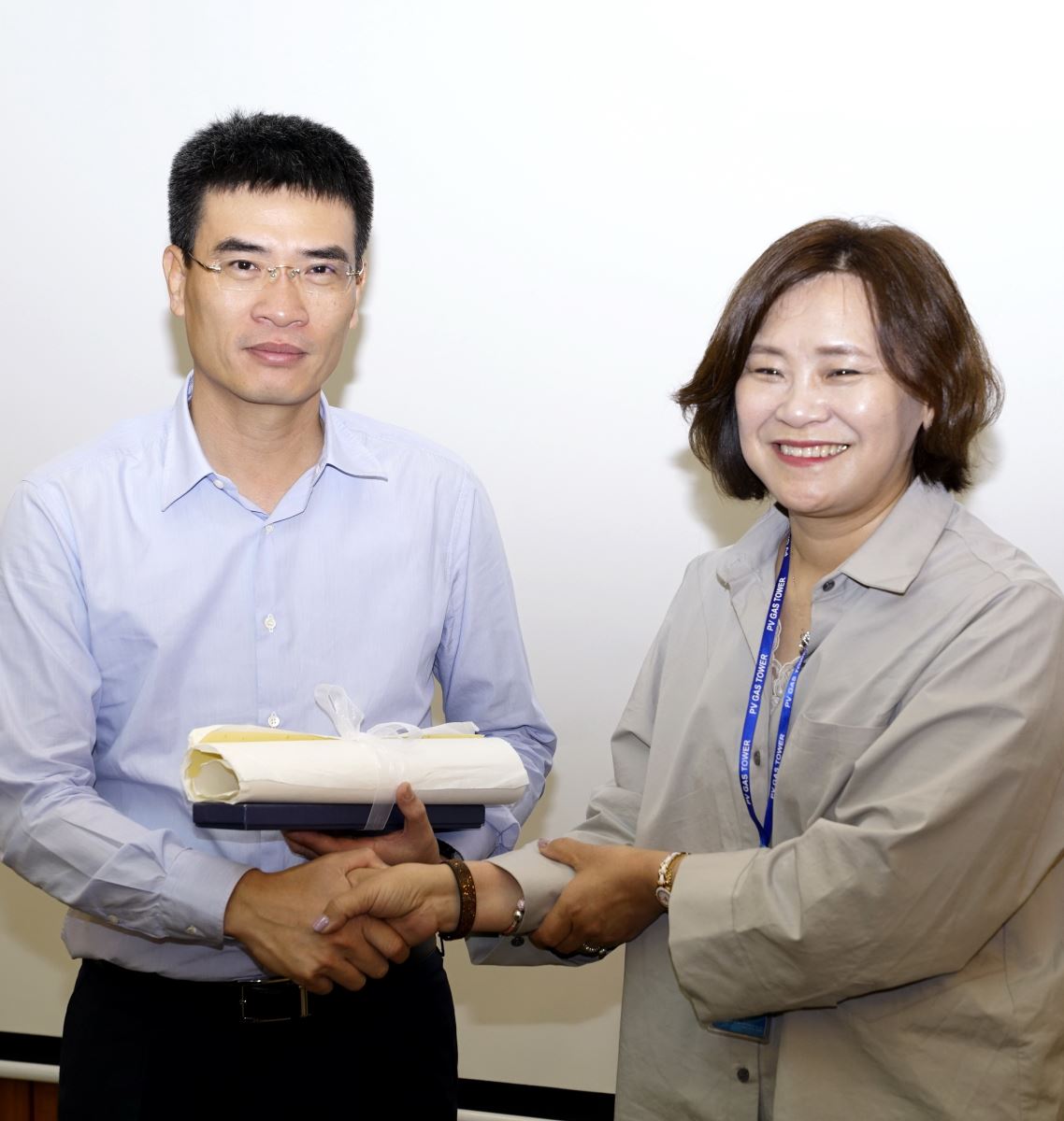 Tổng Giám đốc PV GAS tiếp Phó Tổng Giám đốc KOGAS đến thăm và làm việc Tổng Giám đốc PV GAS tiếp Phó Tổng Giám đốc KOGAS đến thăm và làm việc