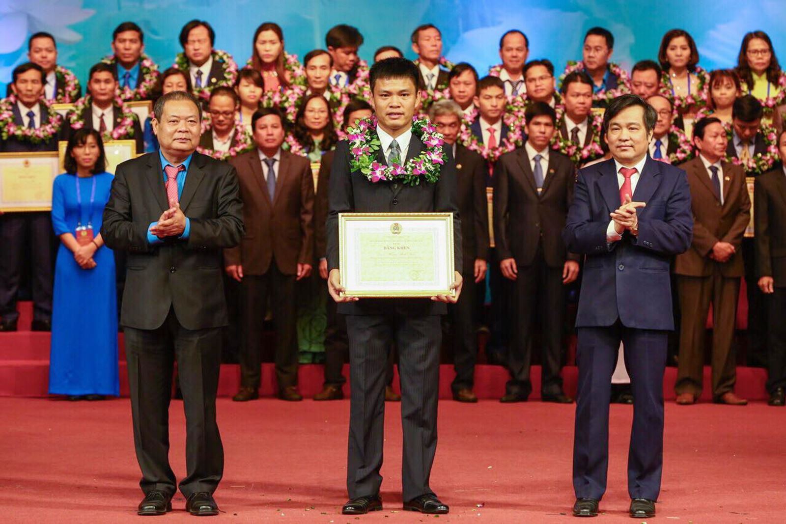 Hoàng Minh Tuân – Chủ tịch Công đoàn cơ sở xuất sắc Hoàng Minh Tuân – Chủ tịch Công đoàn cơ sở xuất sắc