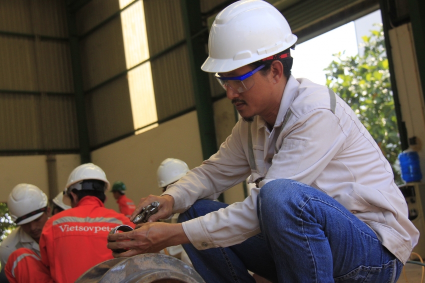 Lãnh đạo Tập đoàn Dầu khí Việt Nam kiểm tra tình hình Nhà máy nhiên liệu sinh học Bình Phước