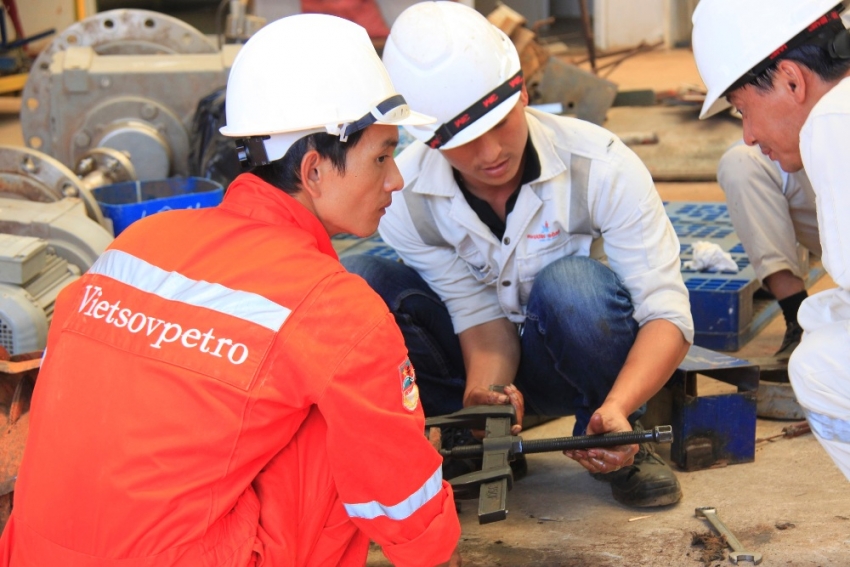 Lãnh đạo Tập đoàn Dầu khí Việt Nam kiểm tra tình hình Nhà máy nhiên liệu sinh học Bình Phước