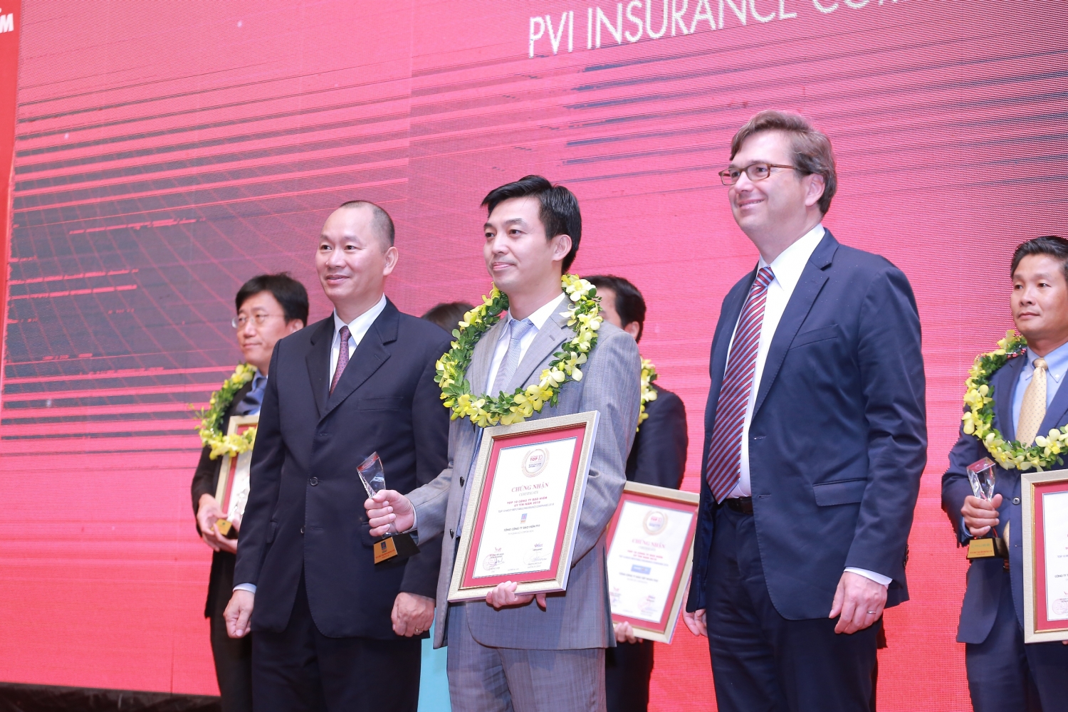 Bảo hiểm PVI được vinh danh trong Top 10 công ty Bảo hiểm uy tín năm 2018