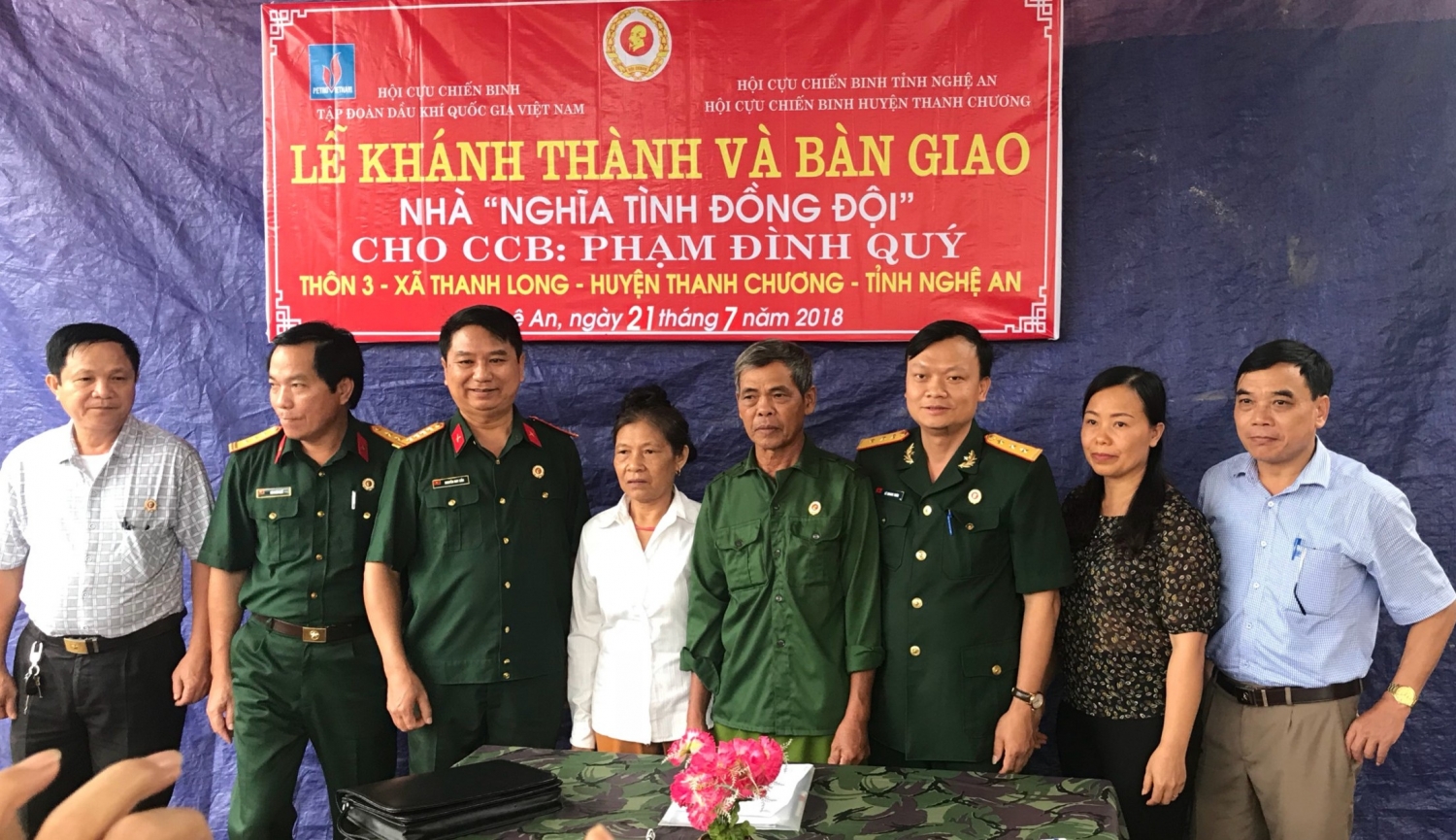 Hội CCB Tập đoàn Dầu khí Quốc gia Việt Nam: Tri ân các thương bệnh binh, người có công với cách mạng tỉnh Nghệ An Hội CCB Tập đoàn Dầu khí Quốc gia Việt Nam: Tri ân các thương bệnh binh, người có công với cách mạng tỉnh Nghệ An