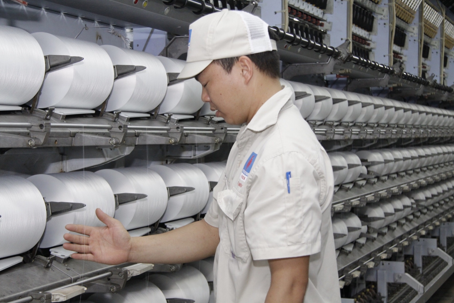 Chuẩn bị cho vận hành lại toàn bộ Nhà máy Xơ sợi Đình Vũ Chuẩn bị cho vận hành lại toàn bộ Nhà máy Xơ sợi Đình Vũ