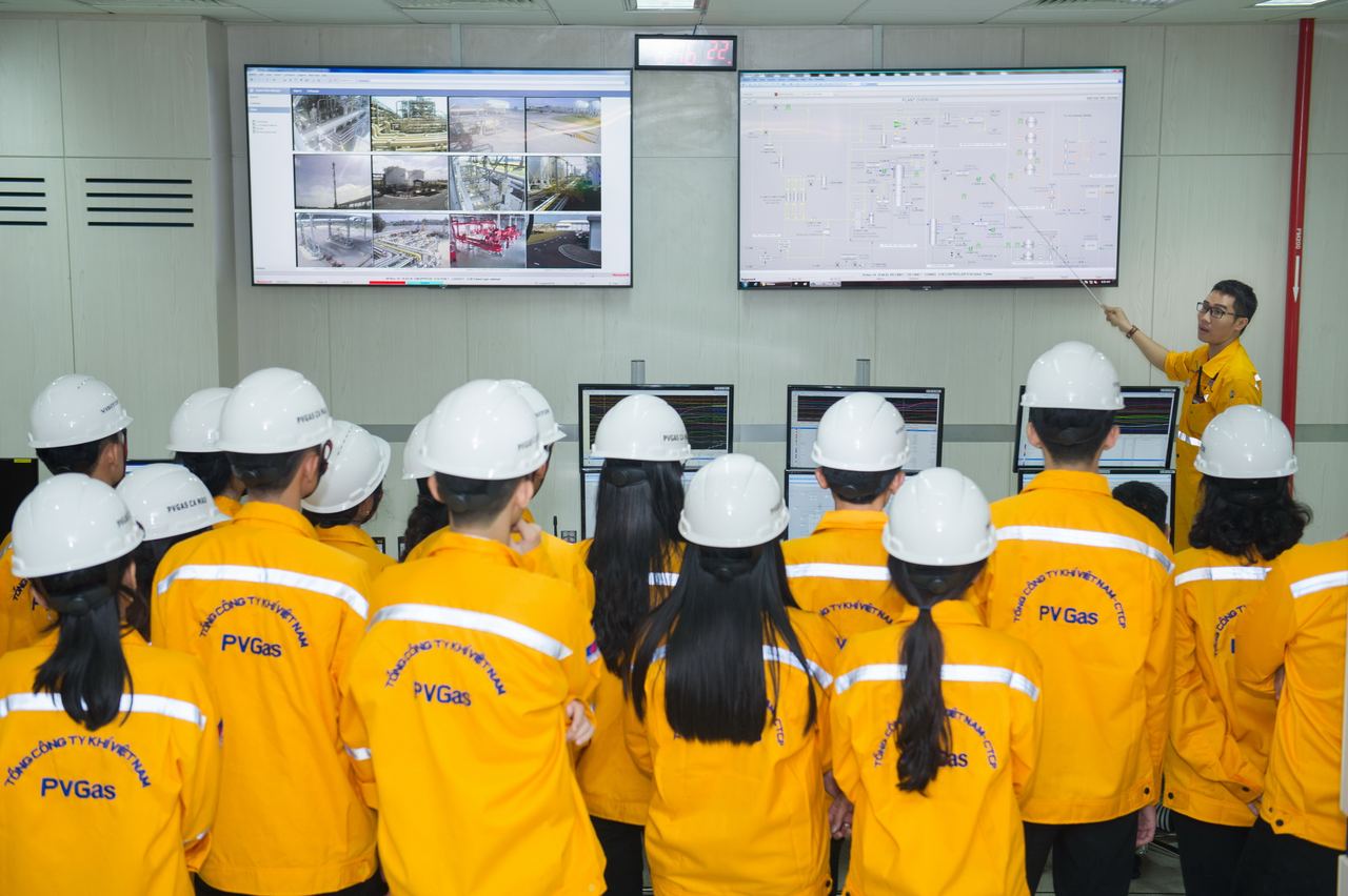 KCM tổ chức chương trình “Gieo hạt giống tương lai” 2018 KCM tổ chức chương trình “Gieo hạt giống tương lai” 2018