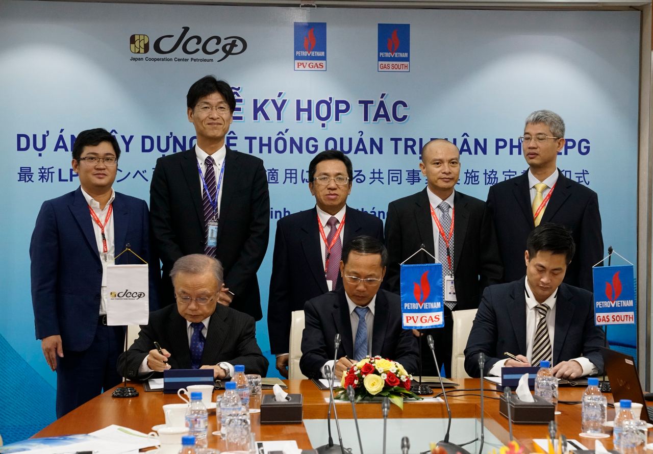 PV GAS, PV GAS SOUTH và Trung tâm hợp tác dầu khí Nhật Bản (JCCP) ký kết thỏa thuận hợp tác Dự án xây dựng hệ thống quản trị phân phối LPG PV GAS, PV GAS SOUTH và Trung tâm hợp tác dầu khí Nhật Bản (JCCP) ký kết thỏa thuận hợp tác Dự án xây dựng hệ thống quản trị phân phối LPG