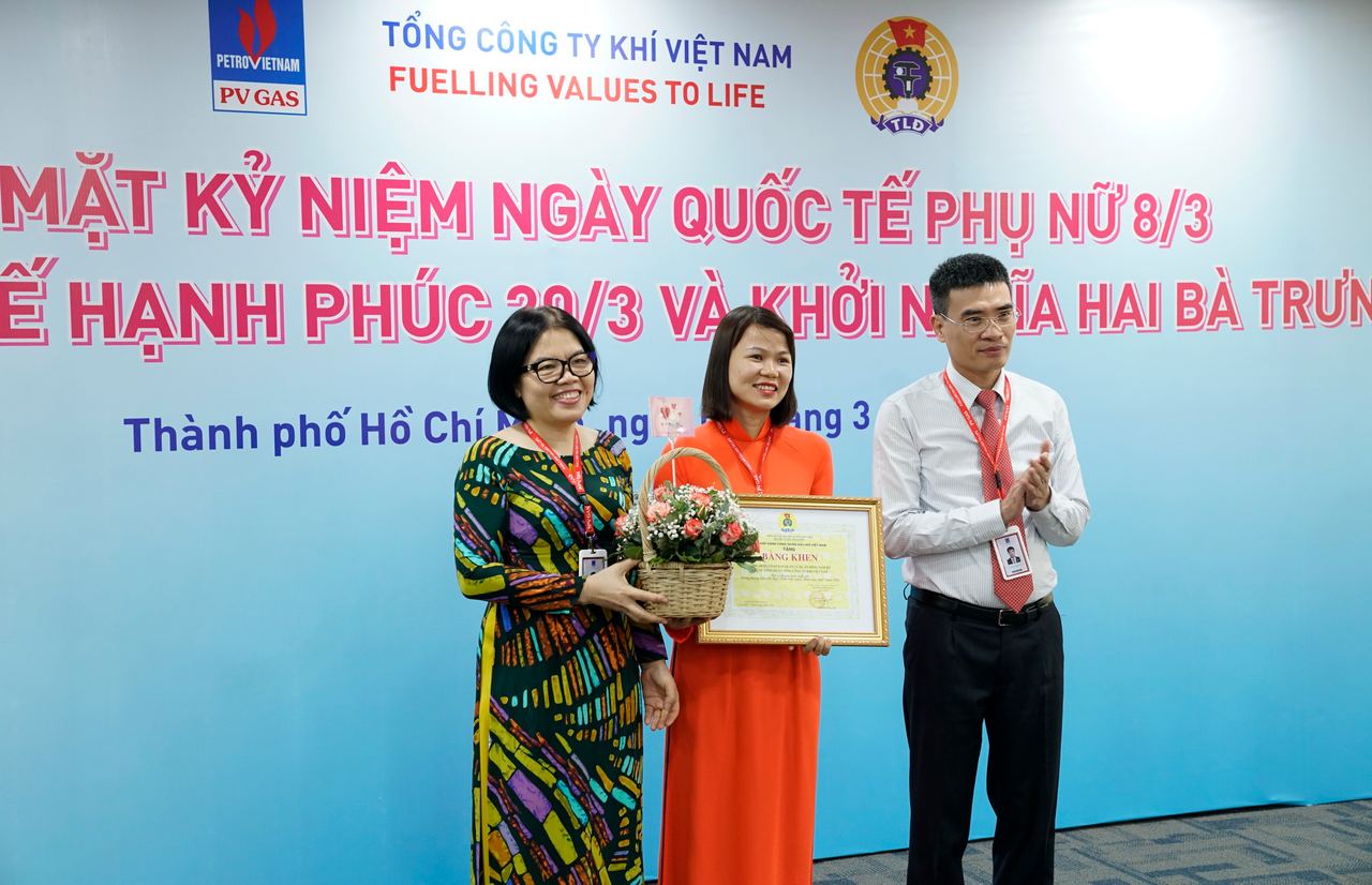 Công đoàn PV GAS tổ chức Gặp gỡ chúc mừng nhân ngày 8/3