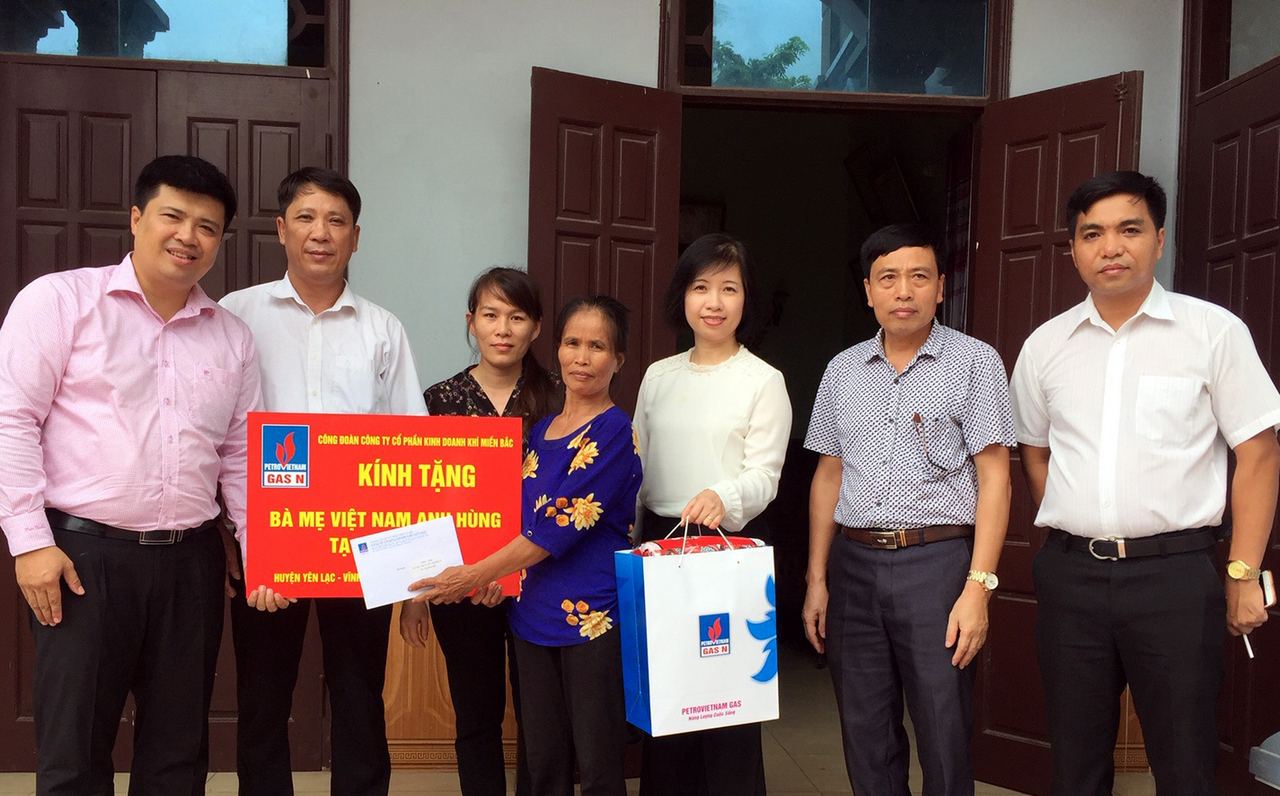 Ban Nữ công PV GAS – Vườn hồng nhân ái và tươi đẹp Ban Nữ công PV GAS – Vườn hồng nhân ái và tươi đẹp