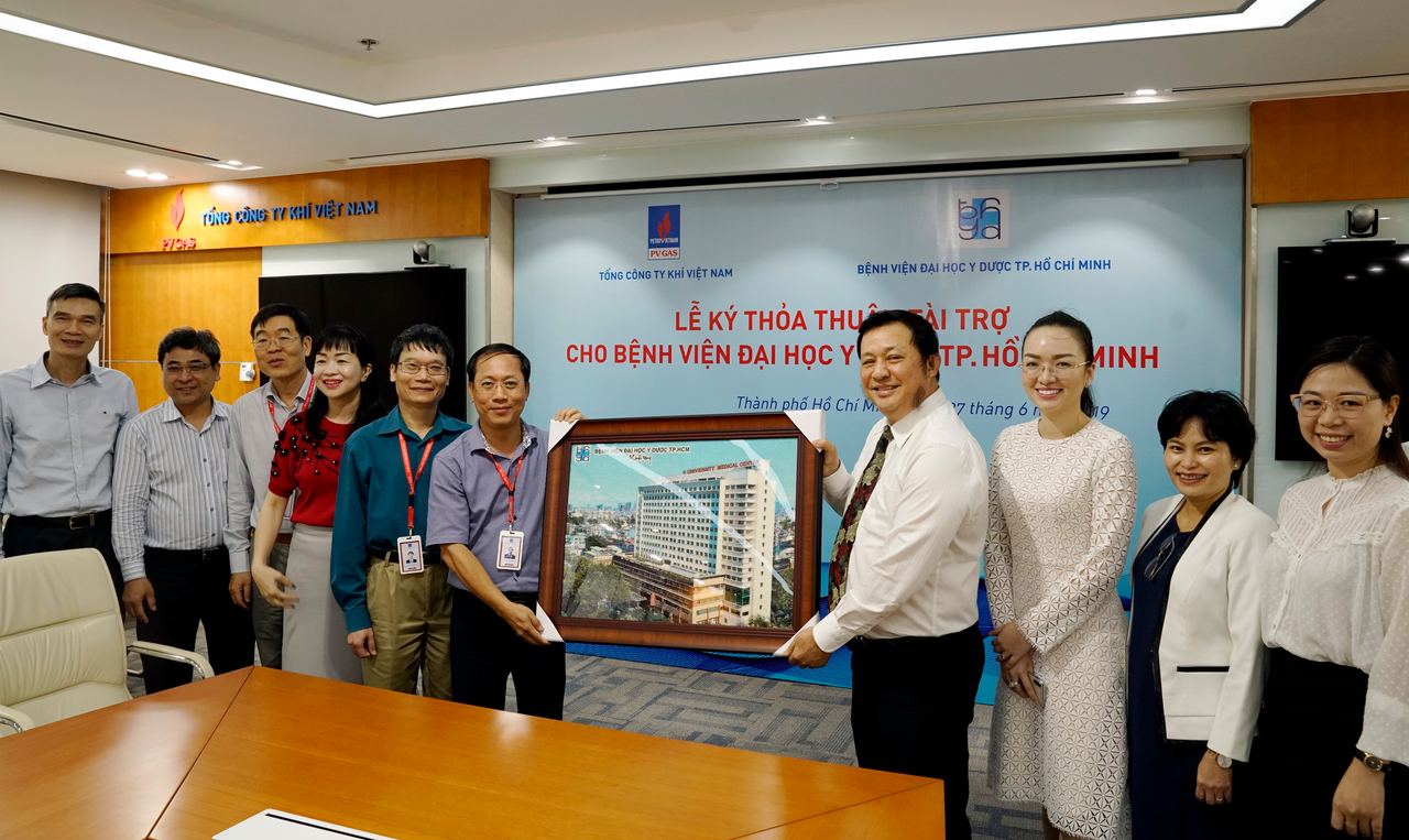 PV GAS ký kết Thỏa thuận tài trợ Bệnh viện Đại học Y Dược Tp.HCM
