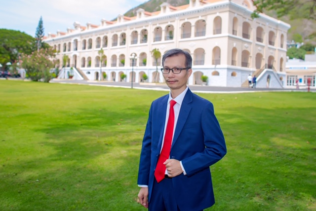 20 năm Dinh Cố - Nhìn lại để tiến xa hơn