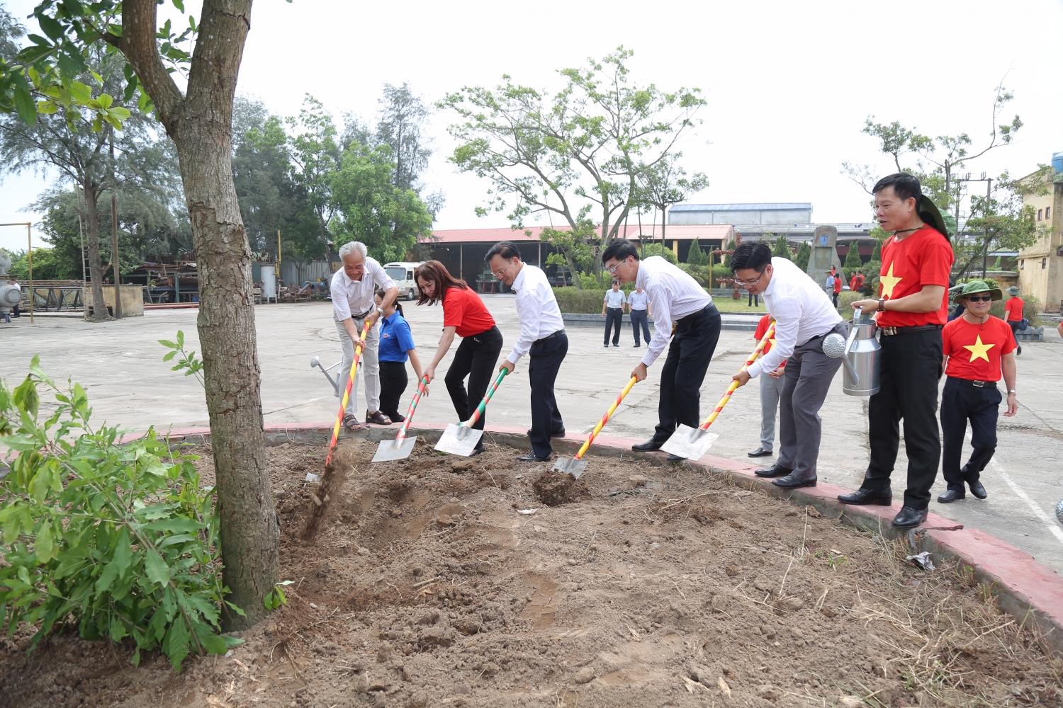 Khai trương Khu lưu niệm công trình Dầu khí đầu tiên tại Việt Nam Khai trương Khu lưu niệm công trình Dầu khí đầu tiên tại Việt Nam