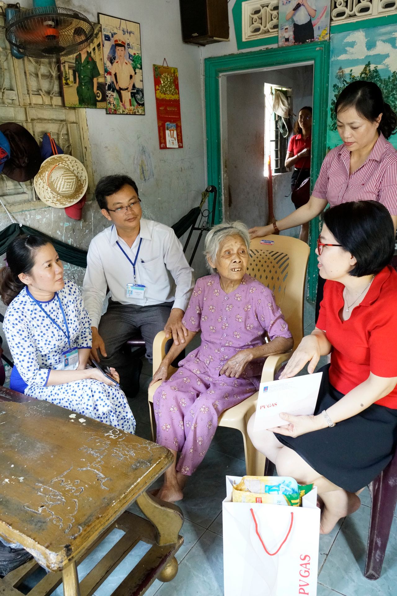 PV GAS kỷ niệm tháng 10 yêu thương!
