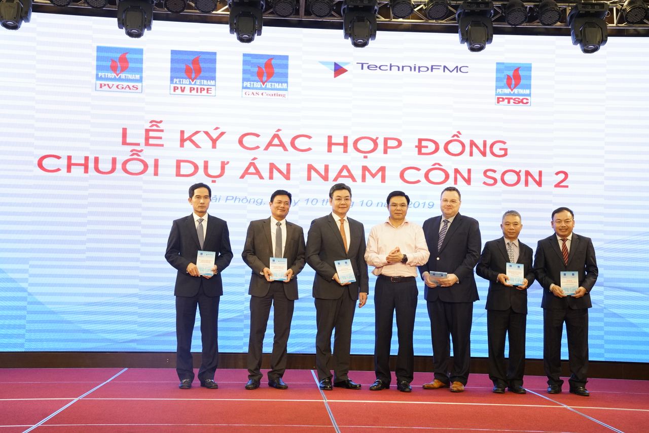 PV GAS ký kết các hợp đồng thuộc dự án “Dự án Đường ống dẫn khí Nam Côn Sơn 2” điều chỉnh, “Đường ống thu gom, vận chuyển khí mỏ Sao Vàng – Đại Nguyệt”
