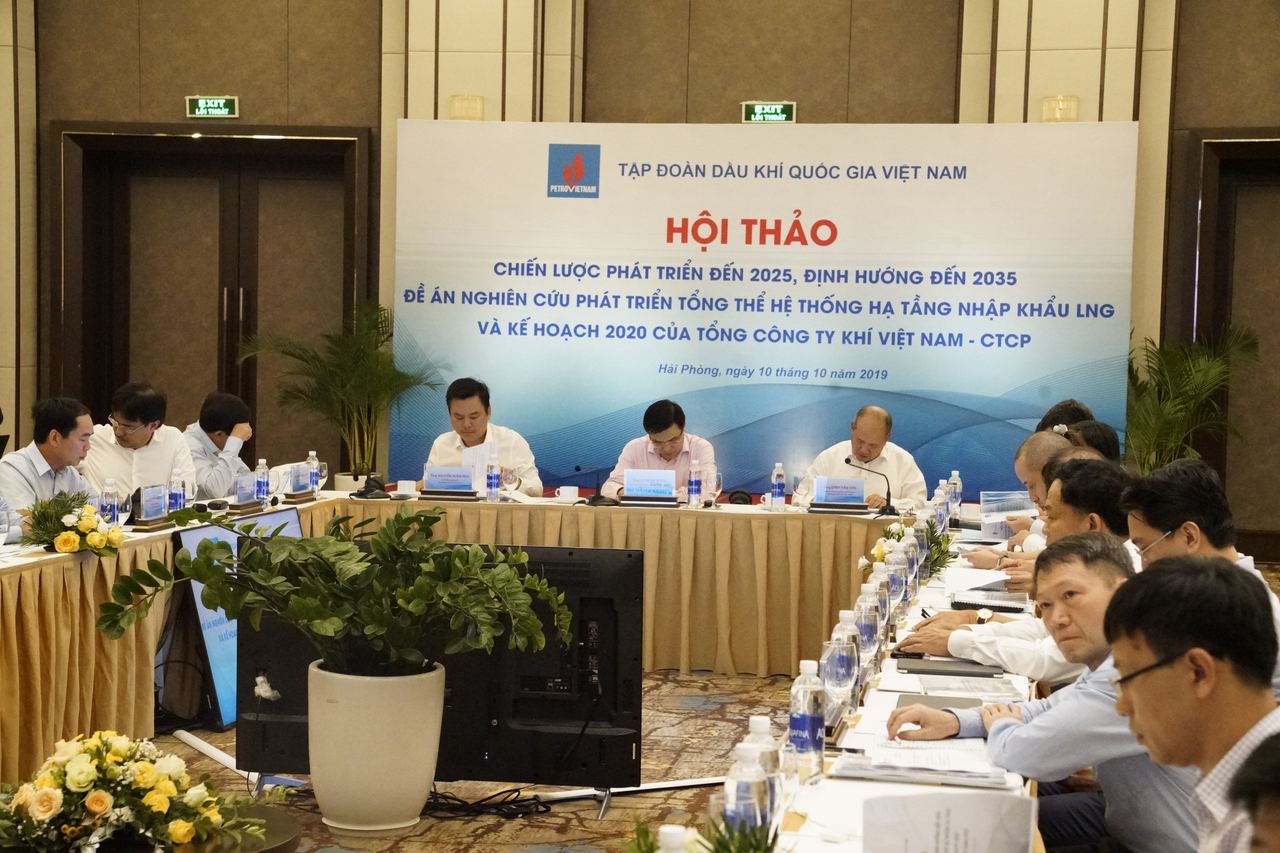 Tập đoàn Dầu khí Việt Nam tổ chức Hội thảo Chiến lược phát triển PV GAS và ngành công nghiệp Khí Tập đoàn Dầu khí Việt Nam tổ chức Hội thảo Chiến lược phát triển PV GAS và ngành công nghiệp Khí