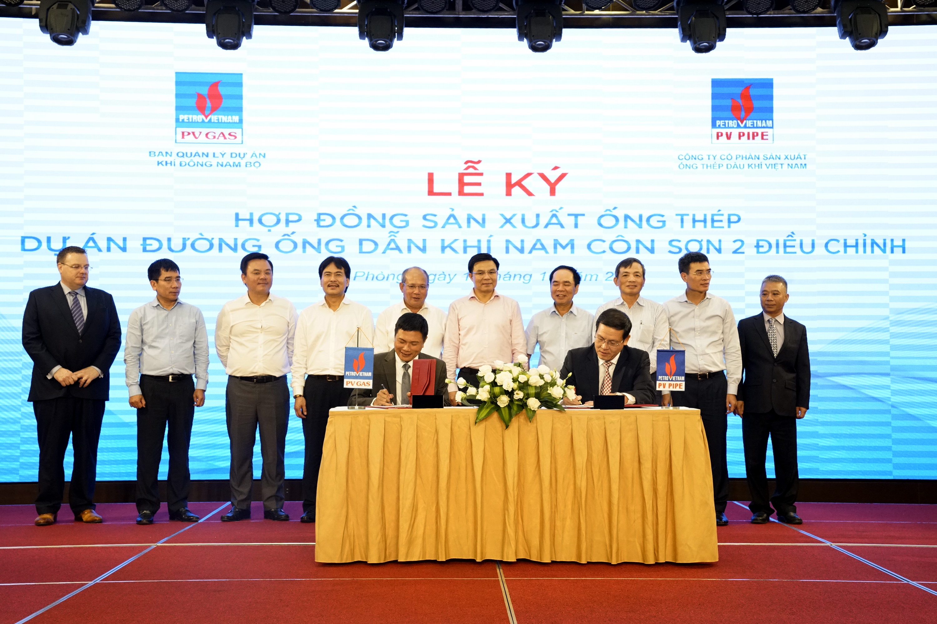 PV GAS signed contracts belonging to the revised “Nam Con Son 2 Gas Pipeline” Project, “Sao Vang – Dai Nguyet Gas Pipeline” Project