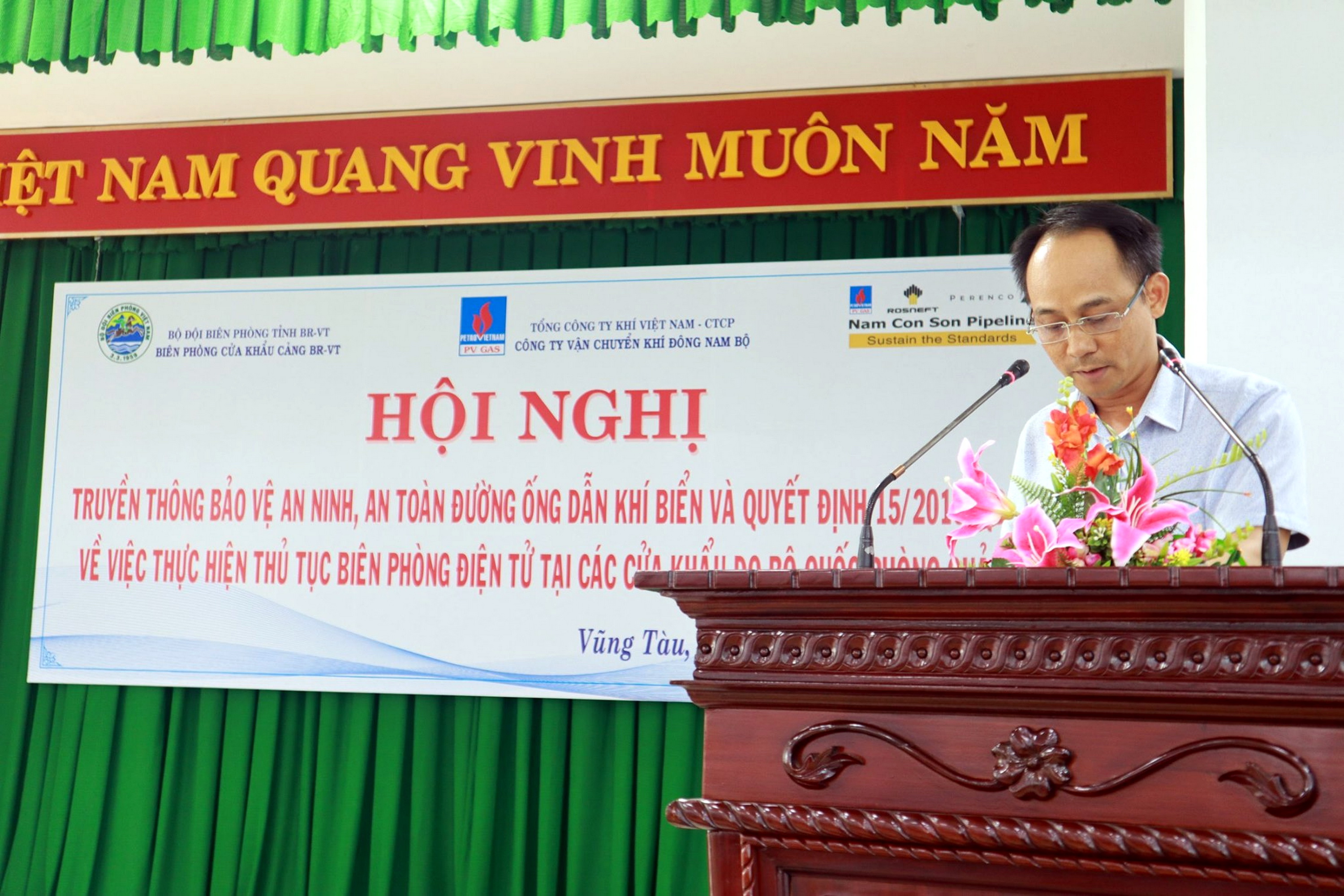 Công ty Vận chuyển Khí Đông Nam bộ tổ chức truyền thông, phối hợp vận hành hệ thống khí Công ty Vận chuyển Khí Đông Nam bộ tổ chức truyền thông, phối hợp vận hành hệ thống khí