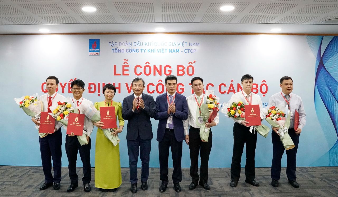 Lễ Công bố quyết định về công tác cán bộ của Tổng công ty Khí Việt Nam Lễ Công bố quyết định về công tác cán bộ của Tổng công ty Khí Việt Nam