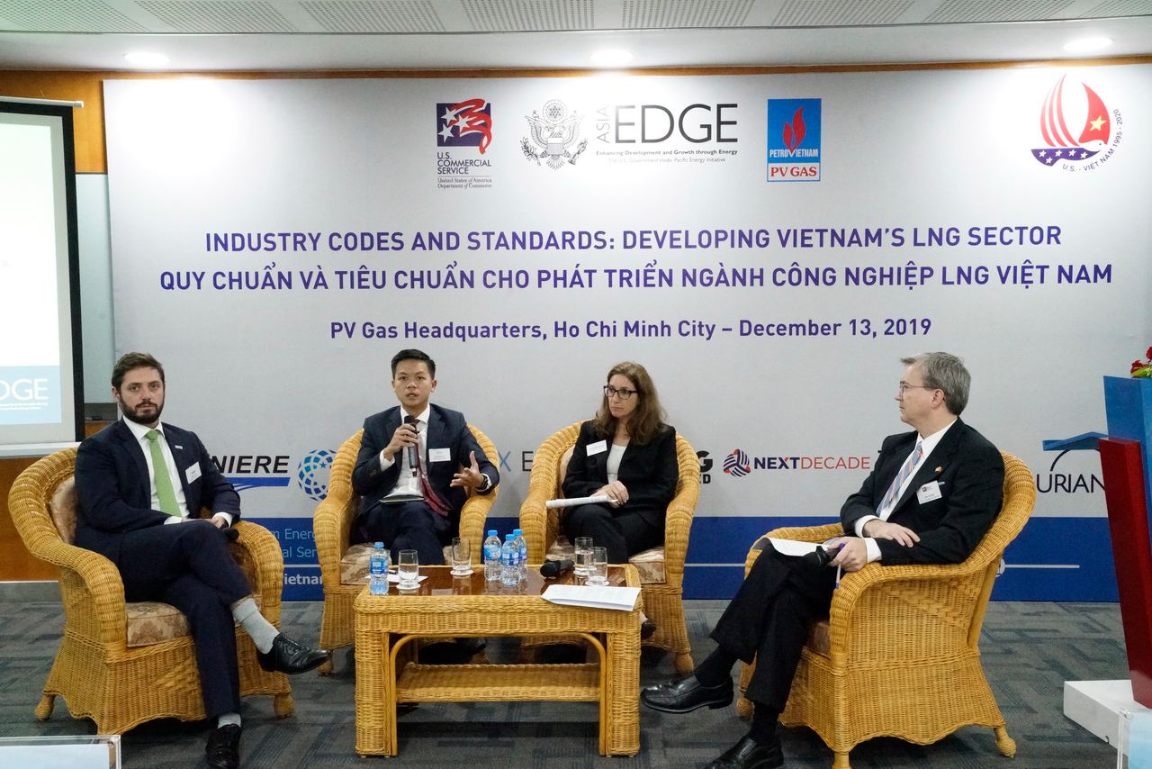 Hội thảo “Quy chuẩn và tiêu chuẩn cho phát triển LNG Việt Nam”