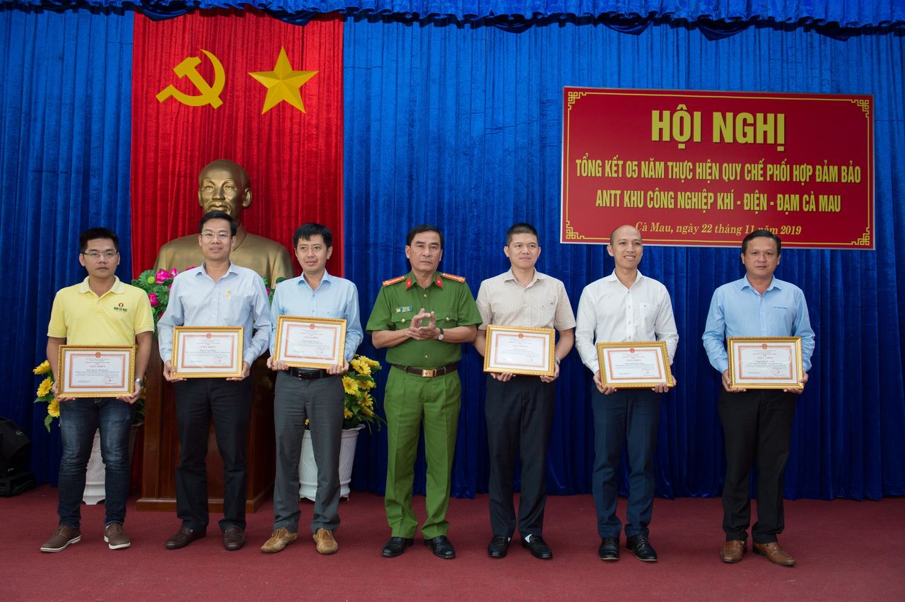 Tổng kết 5 năm thực hiện Quy chế phối hợp bảo vệ an ninh, an toàn công trình khí tại Cà Mau Tổng kết 5 năm thực hiện Quy chế phối hợp bảo vệ an ninh, an toàn công trình khí tại Cà Mau